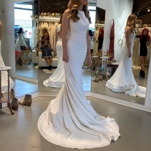 BRAND NEW, NEVER WORN Wedding Dress